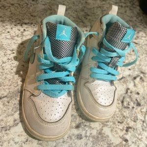 Toddler girl sneakers